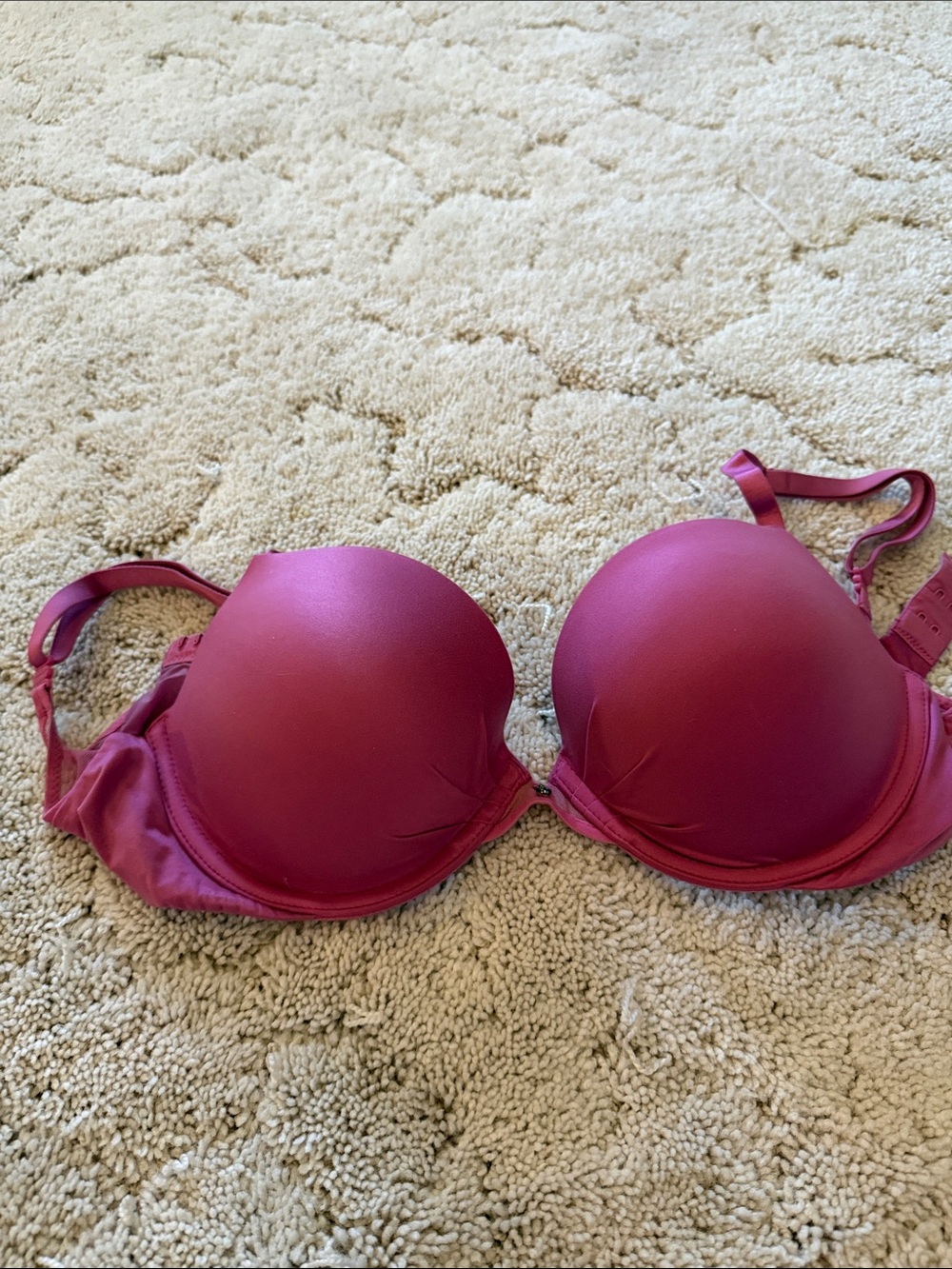 Victoria's Secret Fabulous Bra in Berry